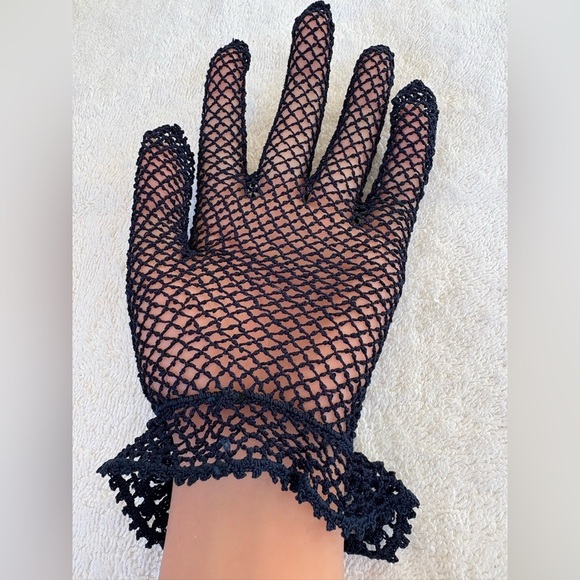 Vintage Ladies Indigo Blue Handmade Crochet Lace Gloves - Picture 4 of 7